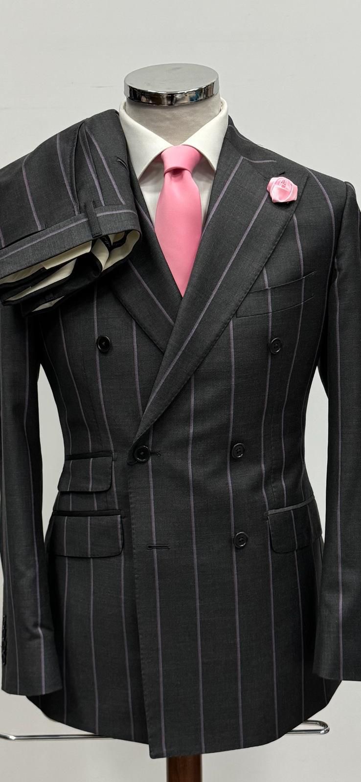 Grey with pink pinstripe super 180 luxury double breasted wool suit